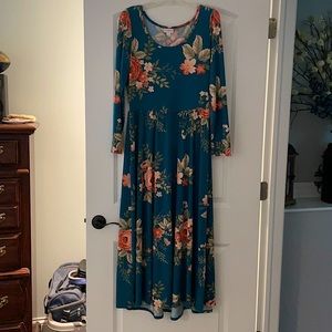 Lularoe Ryane Long sleeve dress